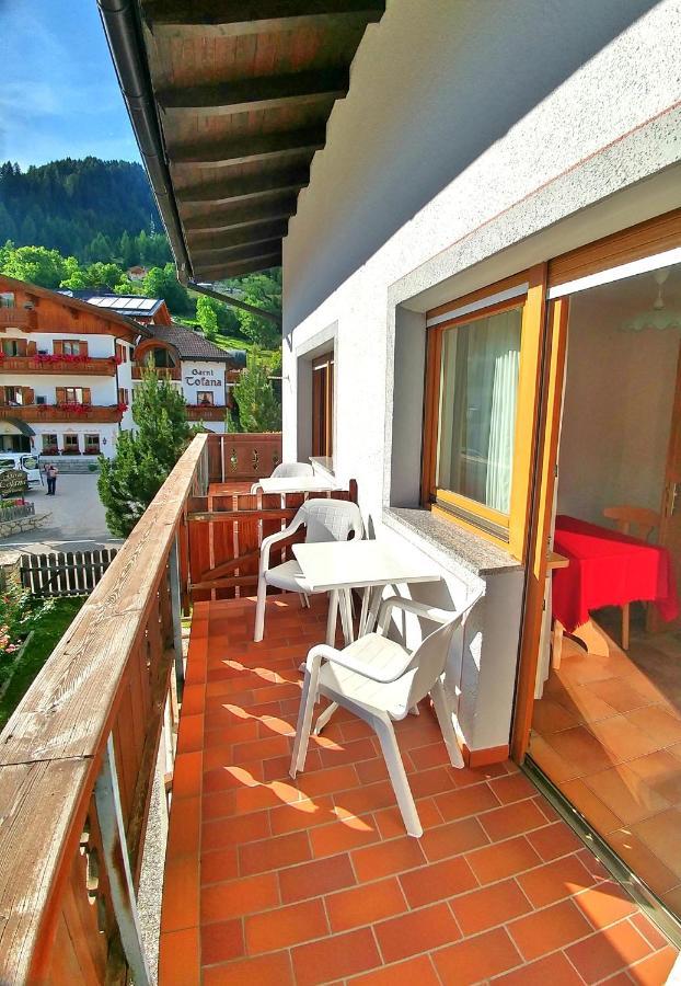Garni Gabrieli Bed and Breakfast Corvara Exteriör bild