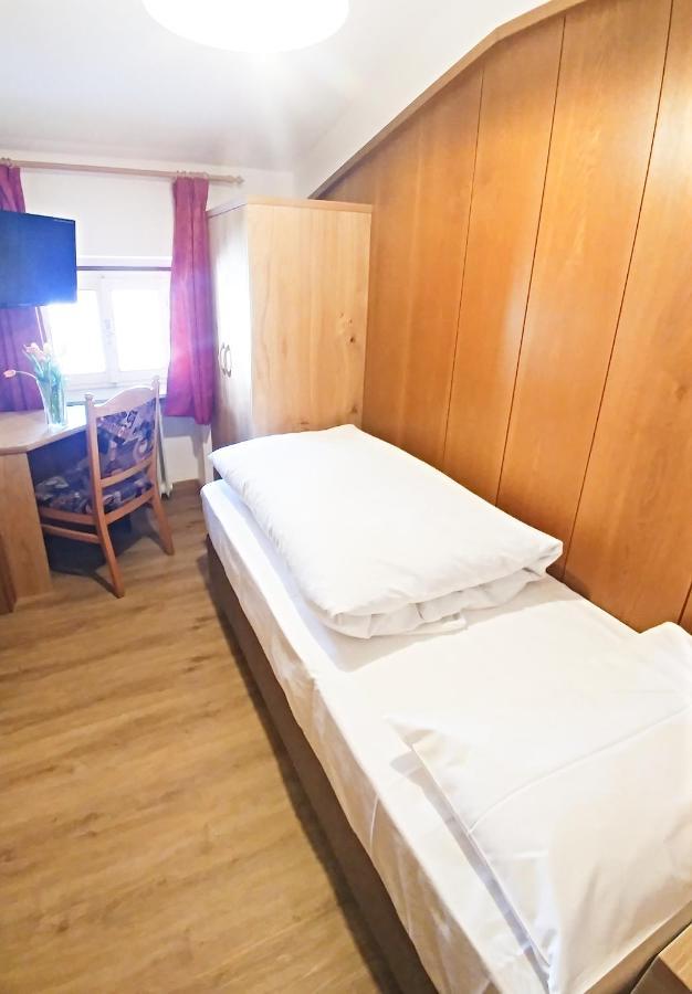 Garni Gabrieli Bed and Breakfast Corvara Rum bild
