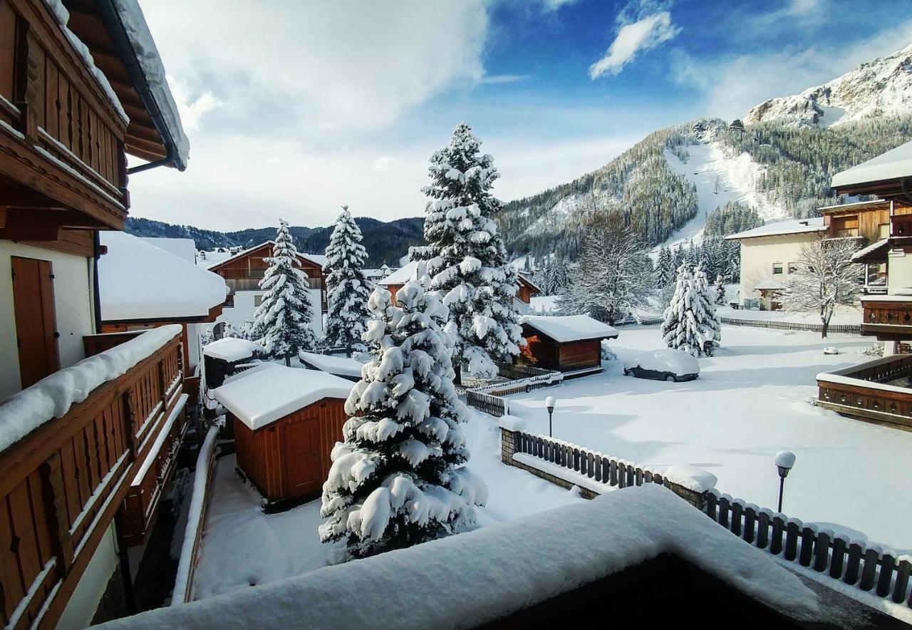 Garni Gabrieli Bed and Breakfast Corvara Exteriör bild